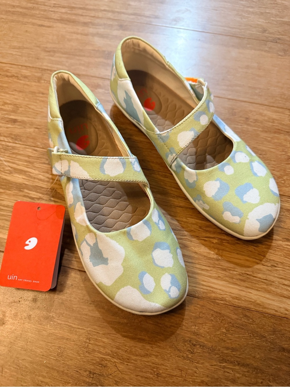 UIN Mary Jane Canvas Flats in Green White Pale Blue leopard print
